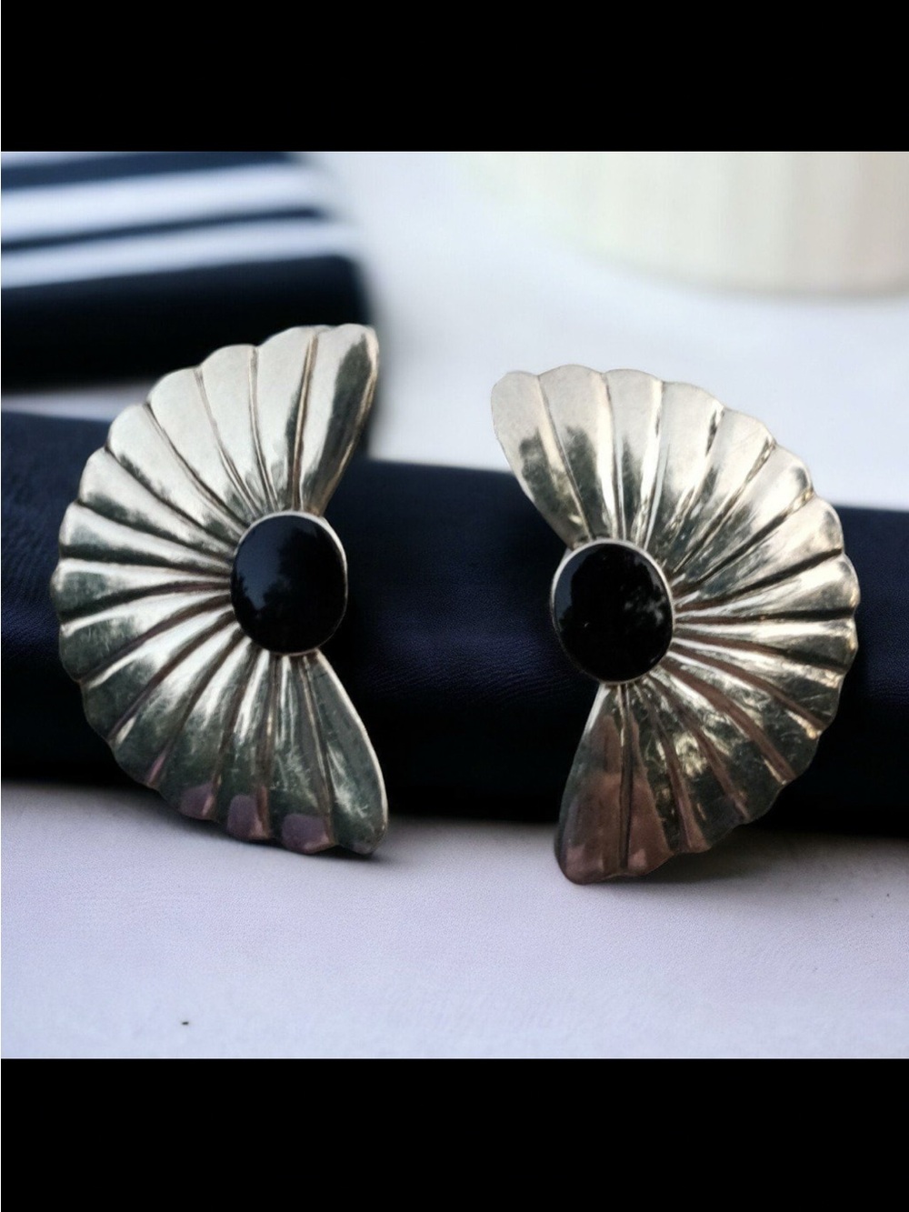 Vintage sterling onyx Native American fan earrings
